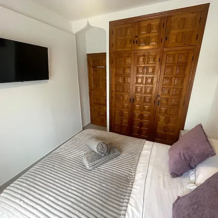 Stunning Modern 2 Bedroom Bunga With Shared Pool Διαμέρισμα Ifach