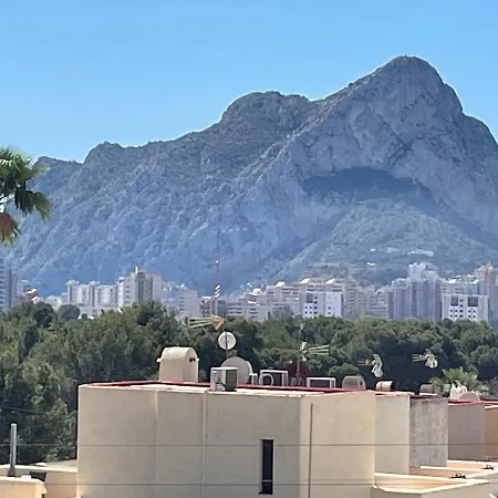 Stunning Modern 2 Bedroom Bunga With Shared Pool Διαμέρισμα *
